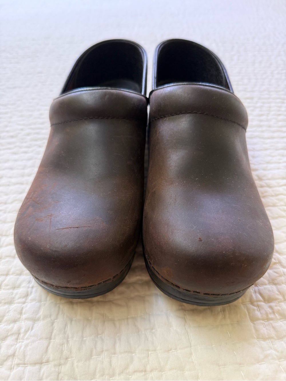 Dansko Professional clogs in brown leather, EU size 44 Wide